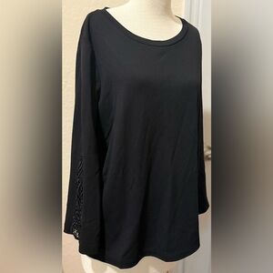 Ann Taylor Women’s Black Long Sleeve Blouse Size L – Classic Round Neck Top